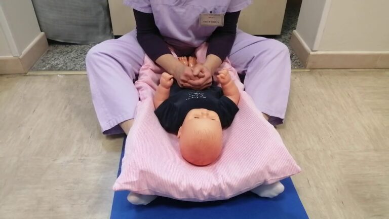 Guida completa ai Corsi di Massaggio Neonatale